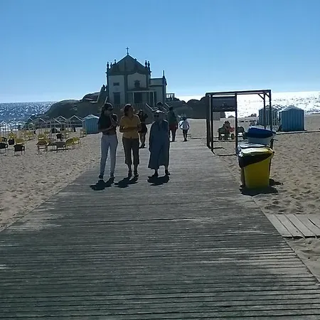 Quarto Moutadas Miramar, Oporto בית אירוח Gulpilhares